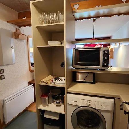 Apartment 2 Bedroom With Outdoor Space Les Gets